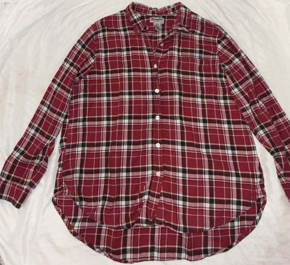 Wrangler Wrancher Flannel Shirt Woman’s Size L Plaid Red And Black Long Sleeve